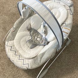 Like New Baby Bouncer Seat