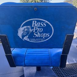 Bass Pro Blue Seats W/swivel 