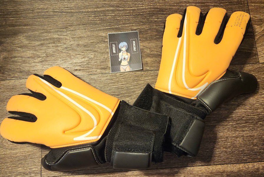Nike Premier SGT RS Promk Goalkeeper Gloves Size 8 for Sale in 