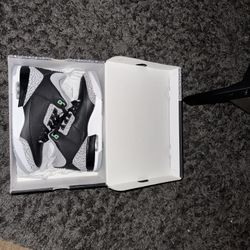 Jordan 3 Retro Green Glow