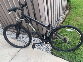 MONGOOSE EXCURSION MOUNTAIN BIKE
