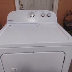 Like New Electric Dryer, Free Delivery And Setup 