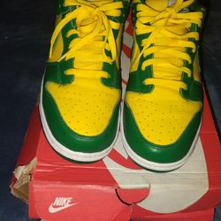 Brazil Dunks Size 11.5