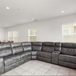 Gray Reclining Couches With USB Ports 