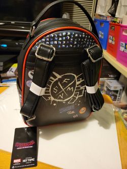 SPIDER-MAN ACROSS THE SPIDER-VERSE SPIDER-PUNK HOT TOPIC EXCLUSIVE MINI BACKPACK HER UNIVERSE MARVEL NEW for Sale in Montebello, CA - OfferUp SPIDER-MAN ACROSS THE SPIDER-VERSE SPIDER-PUNK HOT TOPIC EXCLUSIVE MINI BACKPACK HER UNIVERSE MARVEL NEW for Sale in Montebello, CA - OfferUp
