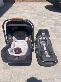 Nuna Pipa Car seat