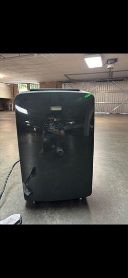 Portable Ac LG brand good condition works great