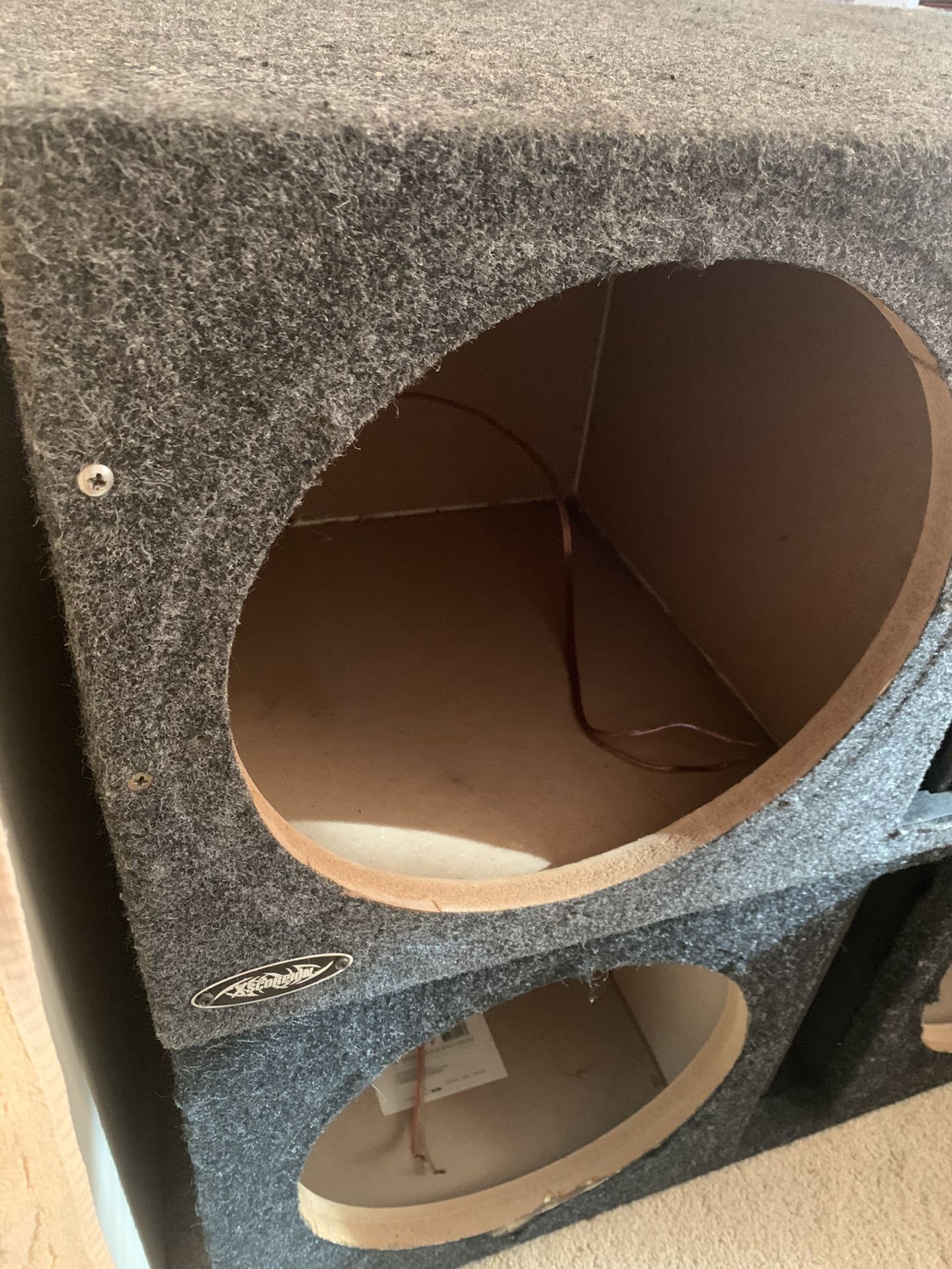 Xscorpion 12 inch ported subwoofer box
