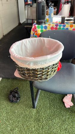 Wicker Basket with Fabric Liner