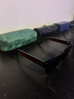 Gucci Shades 