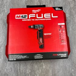 Milwaukee M12 Fuel ProPex Expander Kit w/1/2” -1” Rapid Seal ProPex expander heads