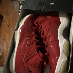 Gym Red 11s Sz 12