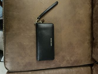 Michael Kors Wallet (moderately Used)
