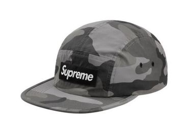 SUPREME REFLECTIVE SNOW CAMO CAP HAT BLACK GRAY GREY BRAND NEW NEVER USED FALL WINTER 2018 SOLD OUT RARE BRAND NEW NEVER WORN