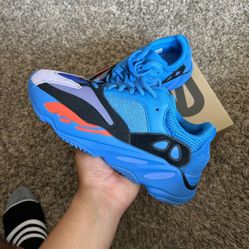 Adidas Yeezy Boost 700 'Hi-Res Blue' HP6674