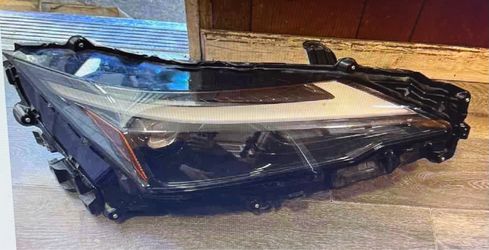 2024 Lexus RZ450E right headlight
