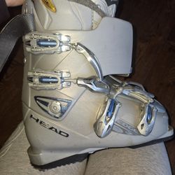 Head Edge 9 .7 Womens SKI boots