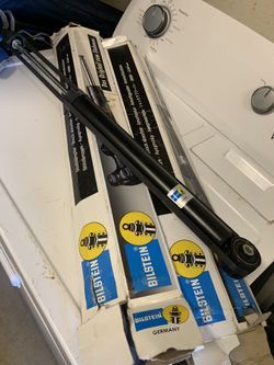 MK4 Jetta Golf Rear Struts