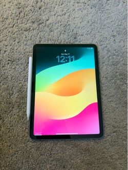 iPad Air M2 11” (128GB, Wi-Fi) — Excellent Condition + Apple Pencil + AppleCare+