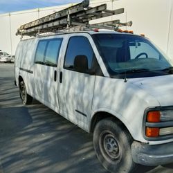 GMC SAVANA 