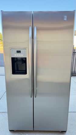 REFRIGERATOR GE COUNTER DEEP