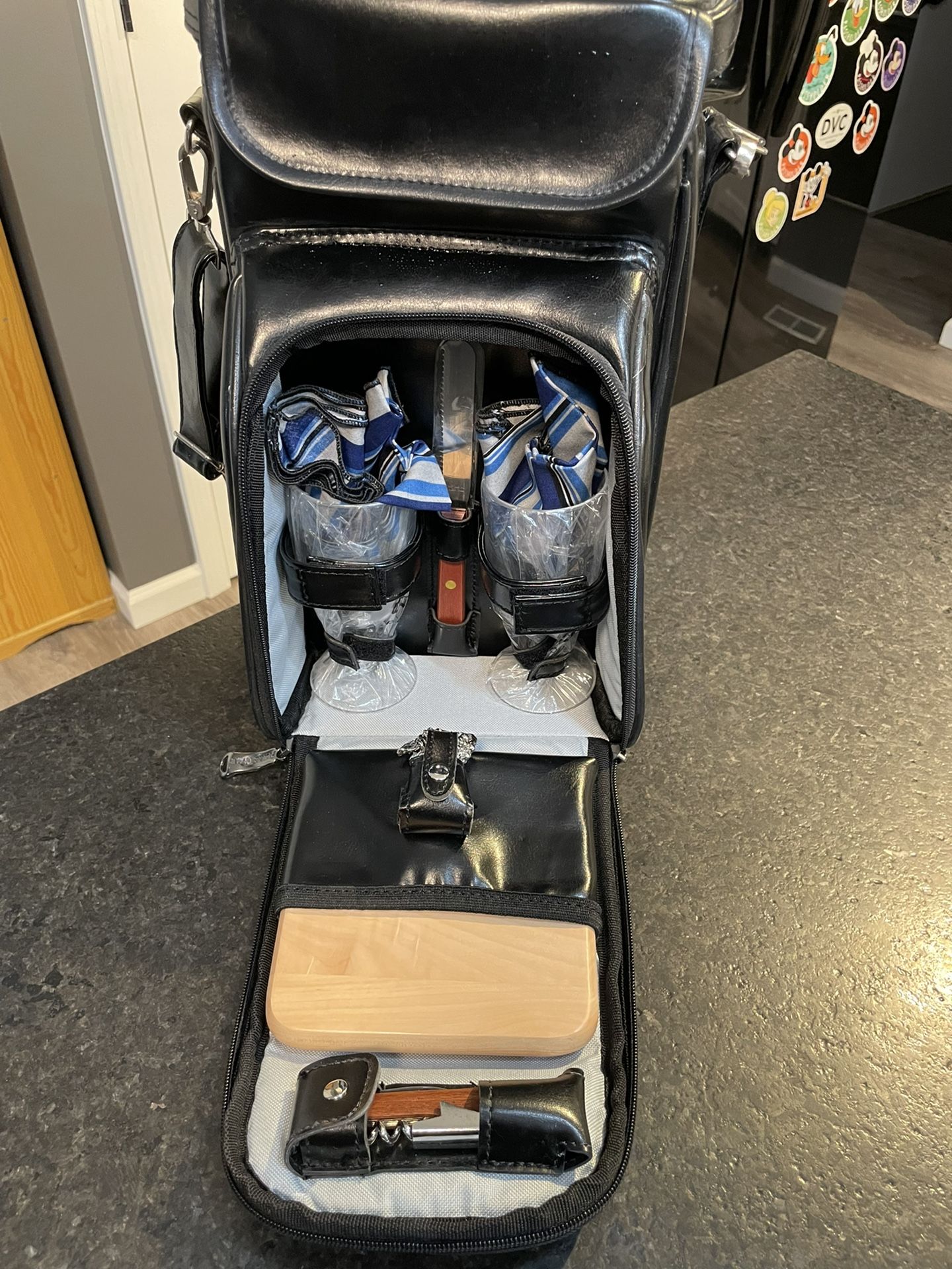 Two Bottle Wine Picnic Bag
