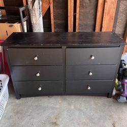 Dresser 48W x 16D x 29.5T