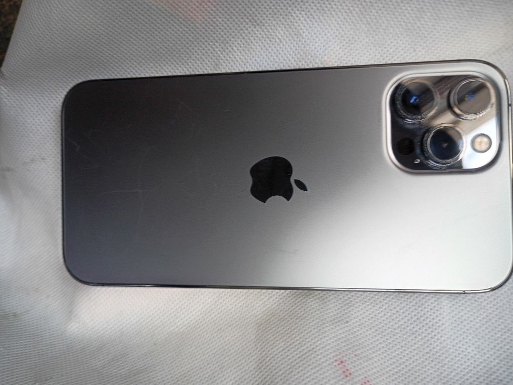 IPHONE 13 Max Pro: UNLOCKED!!!!!