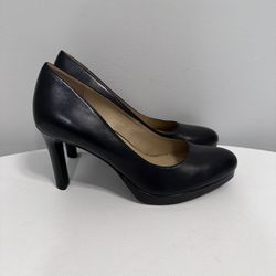 Black Leather Naturalizer Teresa Pump - Size 7.5M