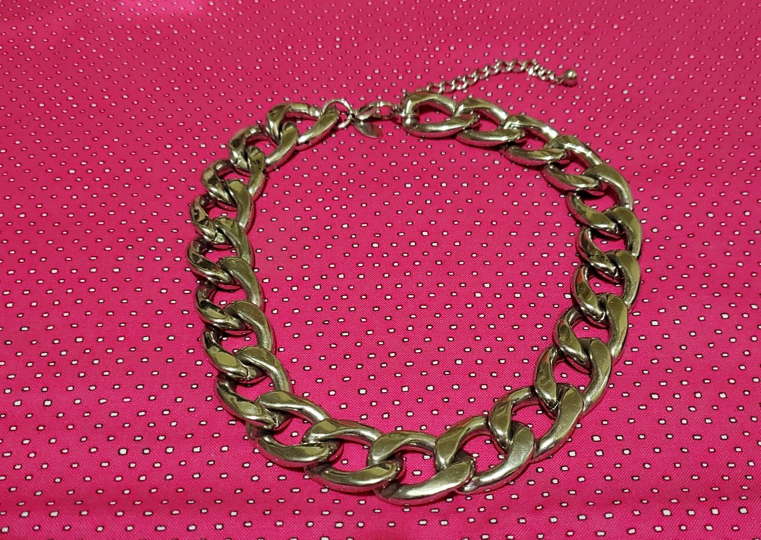Guess Heavy Chain Link Choker