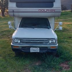 1990 TOYOTA DOLPHINE MOTORHOME