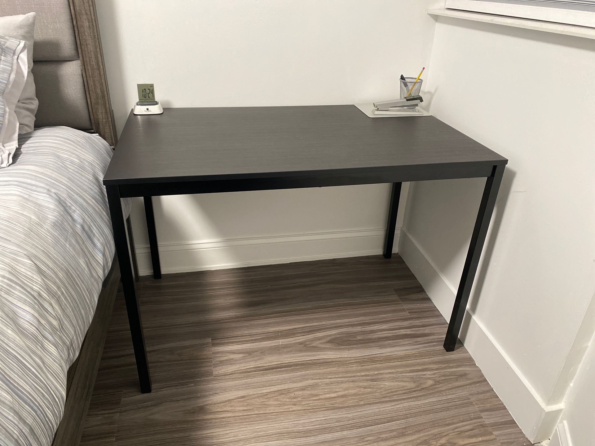 Table like desk or dinning table