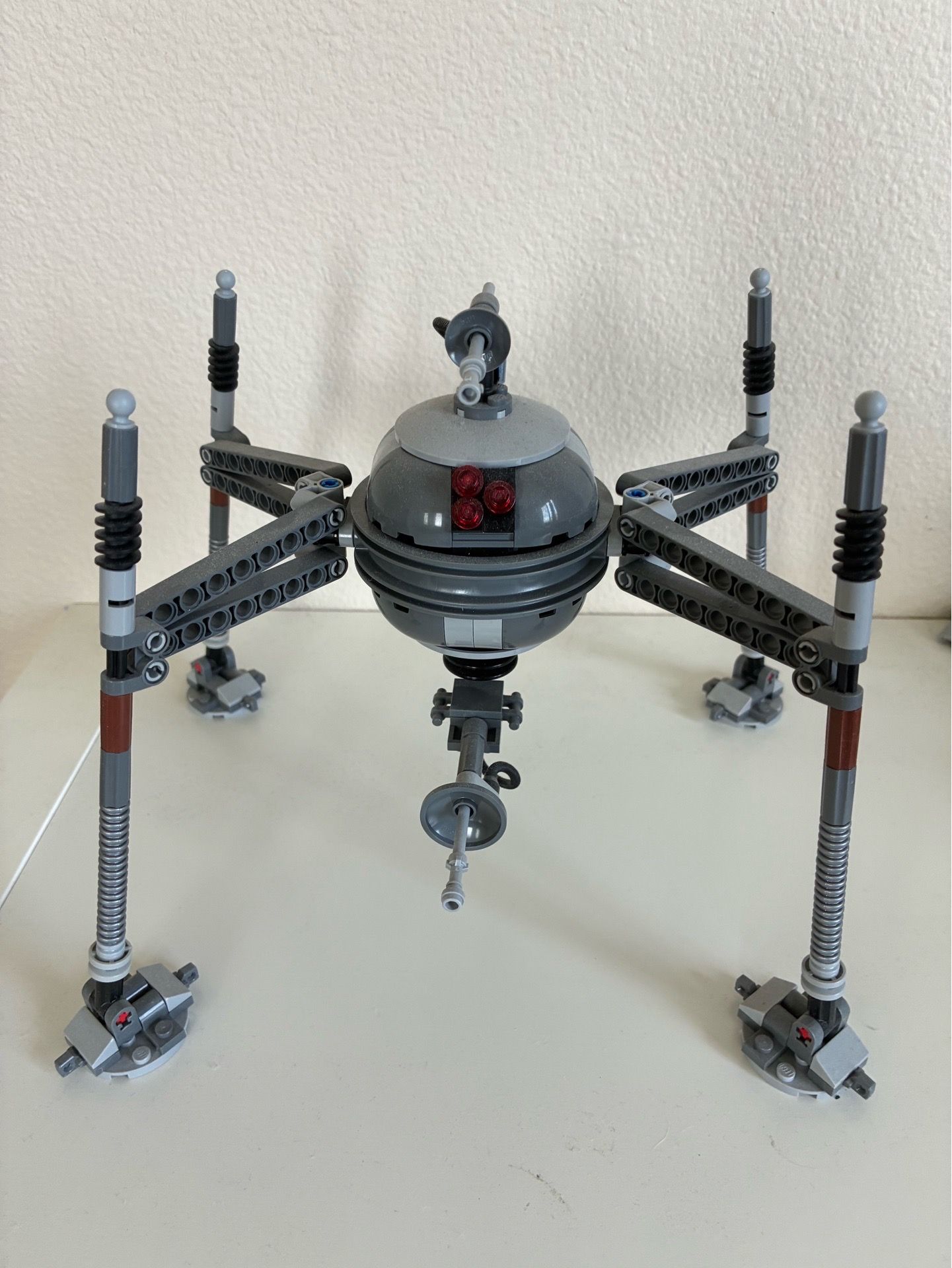 Lego spider homing droid
