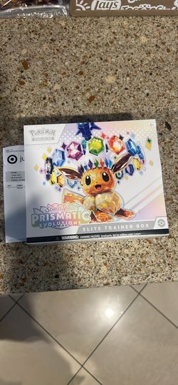 Prismatic Evolution Elite Trainer Box