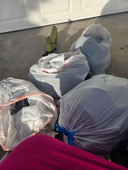FREE FREE CLOTHES, shoes