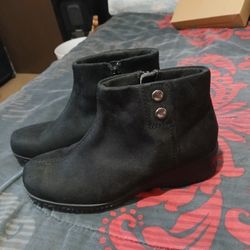 Ladies Short Boots