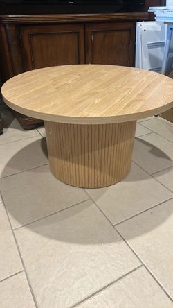 Coffee table natural color new