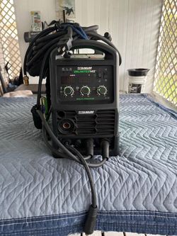 WELDING MACHINE