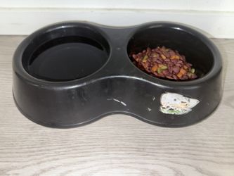 Double Dog Bowl 