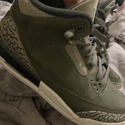 Jordan 3s