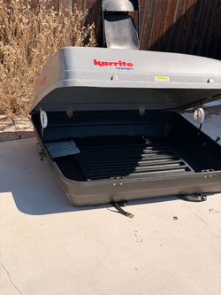 Car rooftop storage