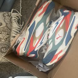 Puma Shoes (10.5)