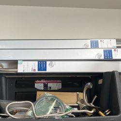 Bathroom Bar Rails Handles Lines Drains 