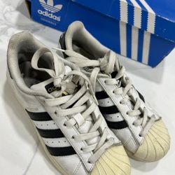 Adidas Superstar White Shoes Kids Size 4