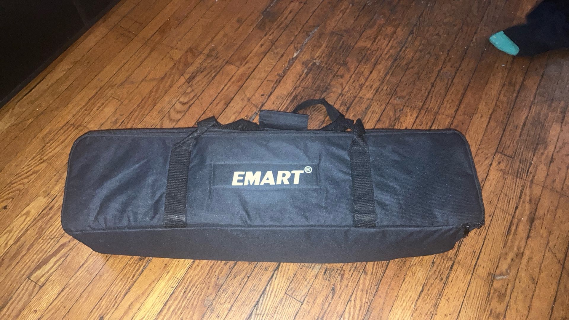  Emart Studio 