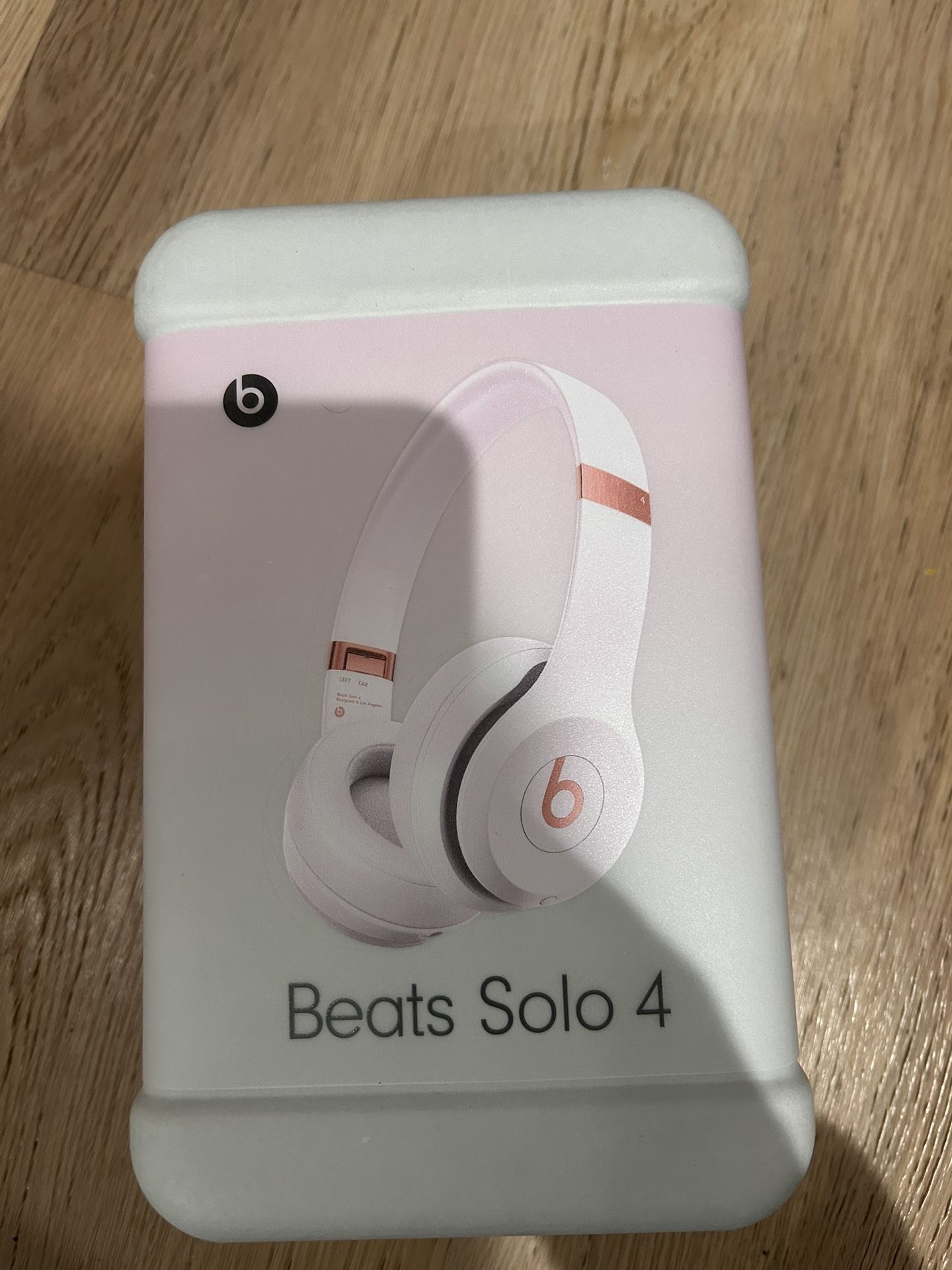 Beats Solo 4