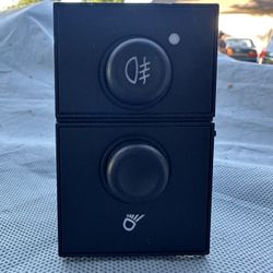 03-06 OEM CHEVY SILVERADO GMC TRUCK LED FOG/CARGO LIGHT SWITCH SIERRA 2003-2006