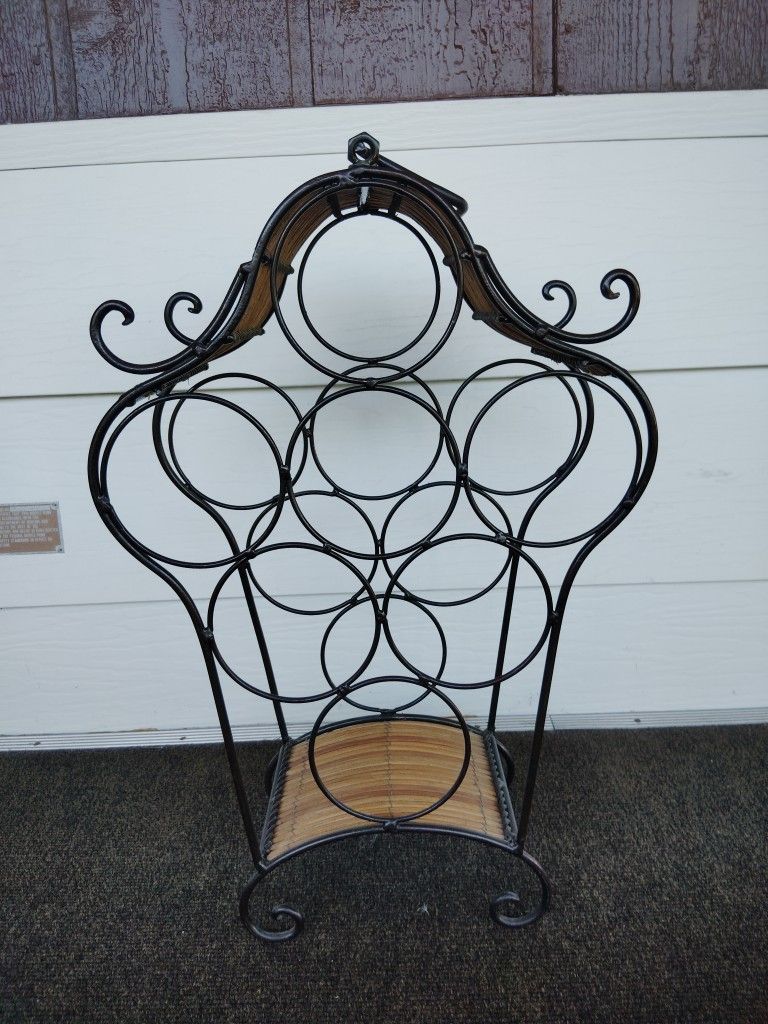 Bamboo Wrought Iron Wine Rack ~ Holds 7 Wine Bottles ~ Pre-owned 

