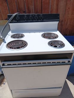 Frigaire Electric  stove