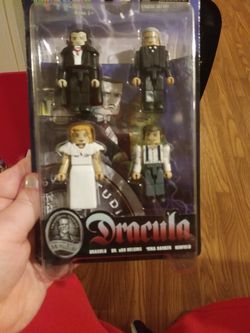 Dracula mini mates Dracula, Dr. Van Helsing, Mina